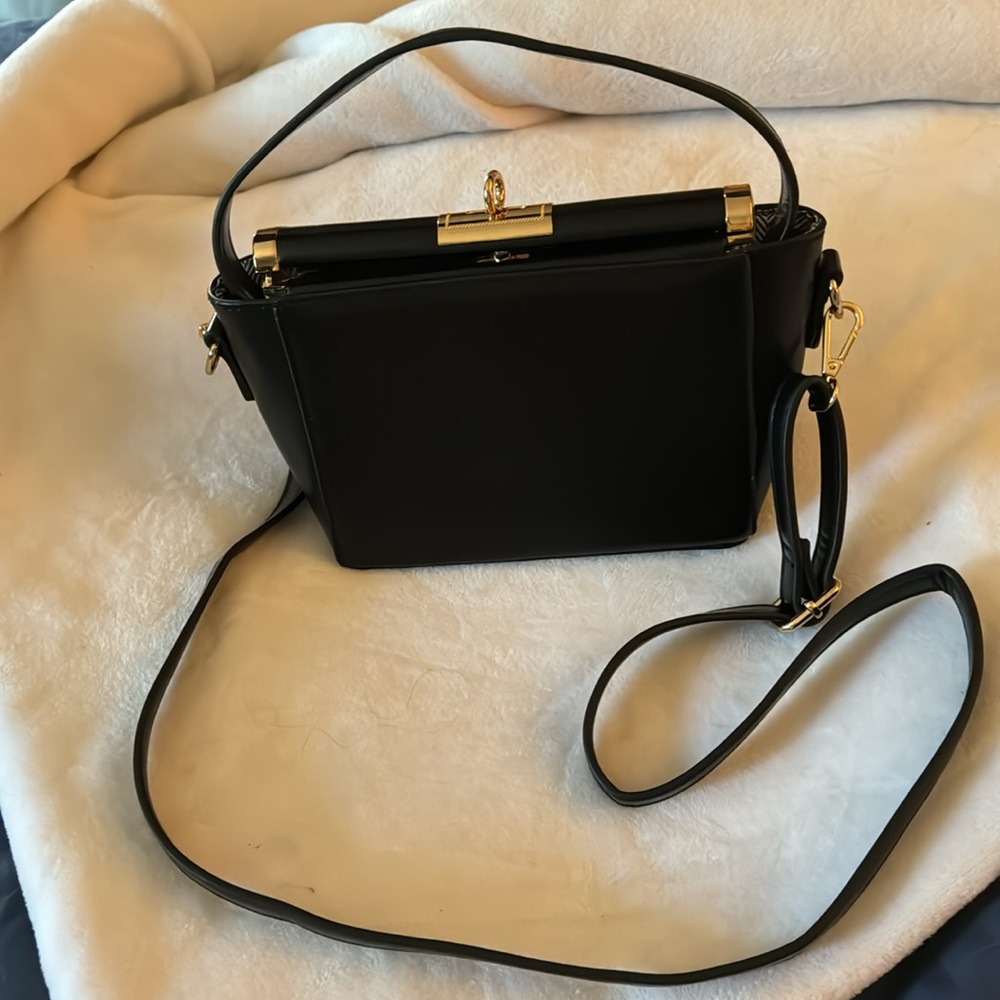 Isabelle Vegan Leather